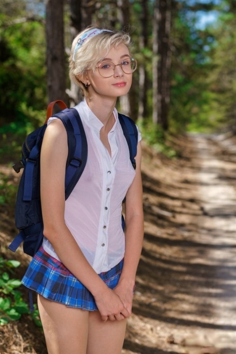 Schoolgirl Nude Pics
