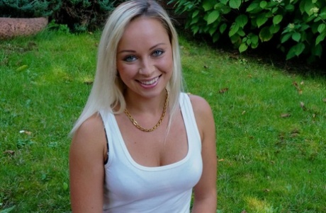 Hot blonde Naomi Nevena fingers & masturbates with vibrator for good dreams