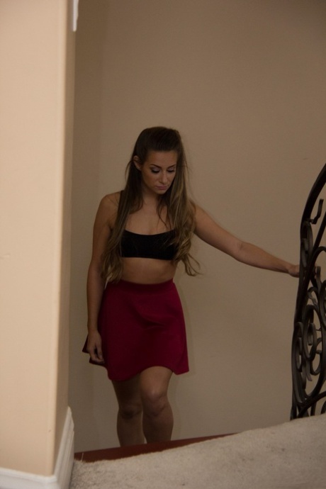 Lindo Cassidy Klein espionando seus homens antes de ficar buceta pregado rígido