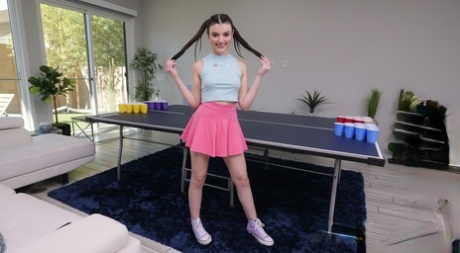 Tiny 4K performed by Brock Cooper, Julia James XXX Pictures