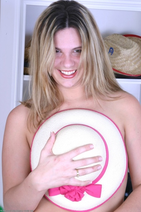 ATK Archives performed by Victoria XXX Pics