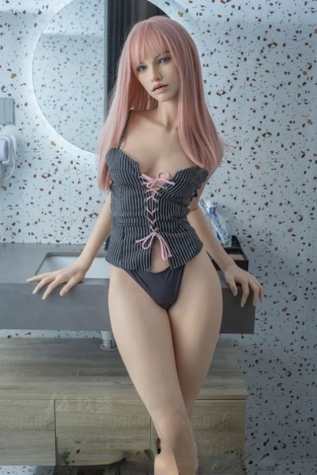 Gut Dolls Hot Gallery