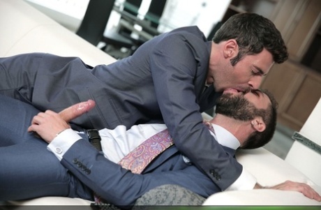 Men At Play Dario Beck, Hector de Silva