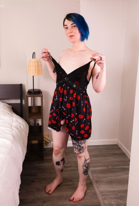 Femout XXX featuring Ivy Addams Nude Images