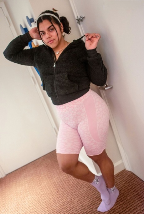 Femout XXX starring Bellanalgona Sex Images