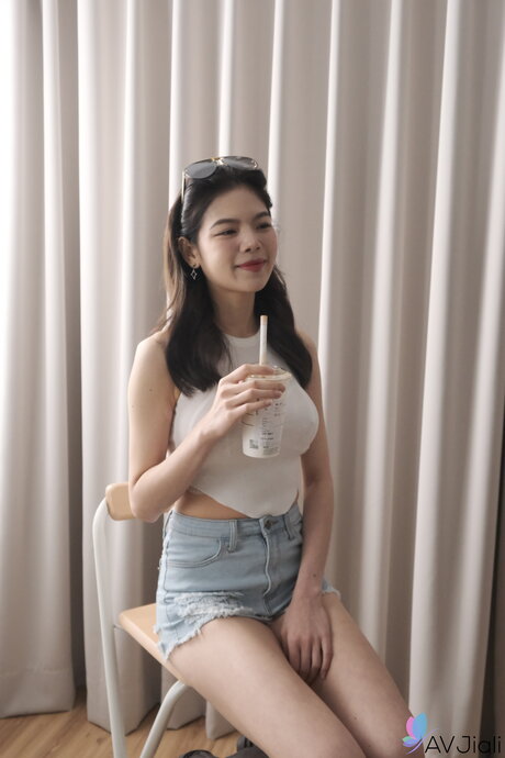 AV Jiali starring Mia XXX Photos