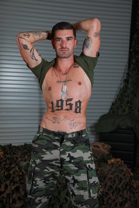 Active Duty featuring Chris Damned, Justin Lewis Naked Porn Pics