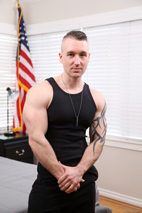 Active Duty performed by BaXXX, Cody Arizona Naked Pics